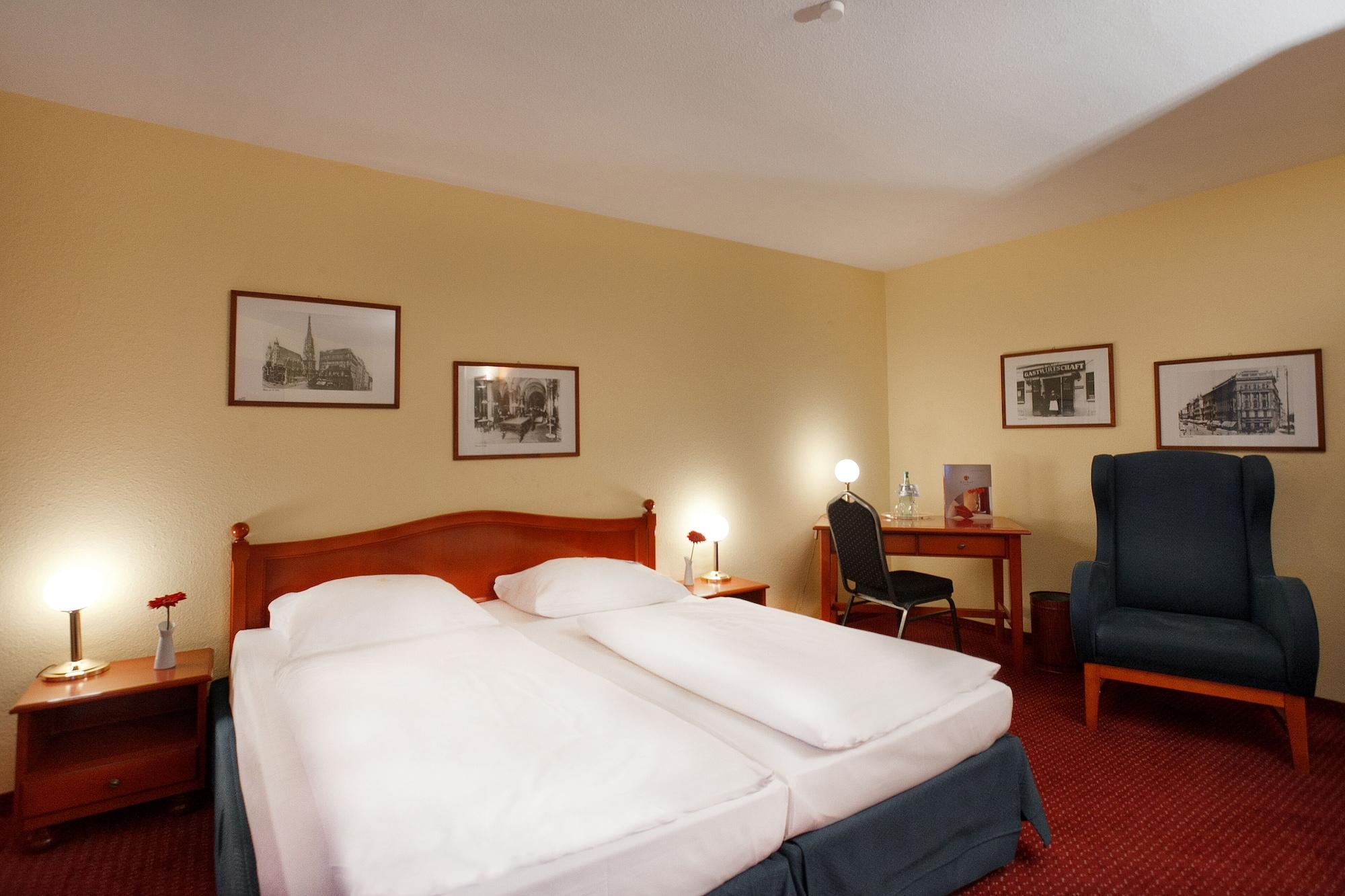 Invite An Der Kaiserburg Hotel 3*