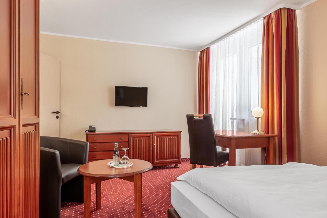 Hotel Azimut